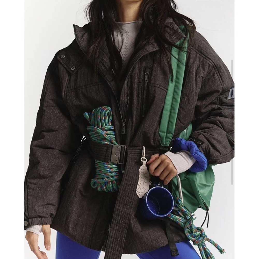 NWT $348 FP Movement Oversized M Tricked Out Trek Utility Puffer Coat Jacket